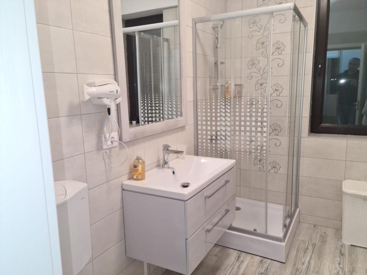 Apartament David Râmnicu Vâlcea Εξωτερικό φωτογραφία
