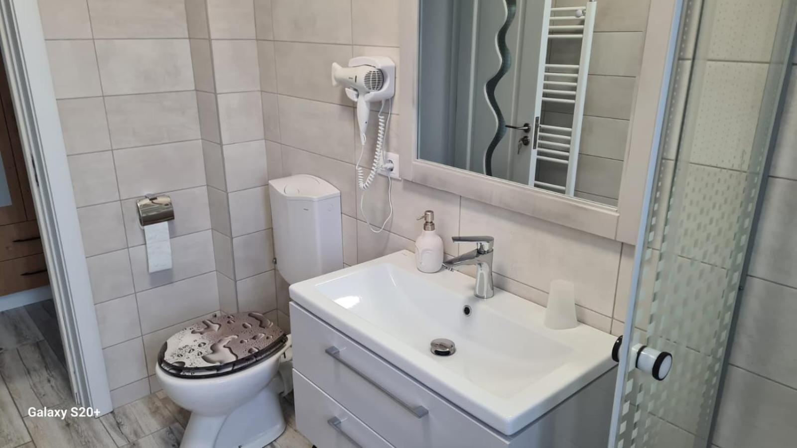Apartament David Râmnicu Vâlcea Εξωτερικό φωτογραφία